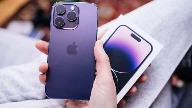 Is it worth buying an iPhone in Russia in 2023?